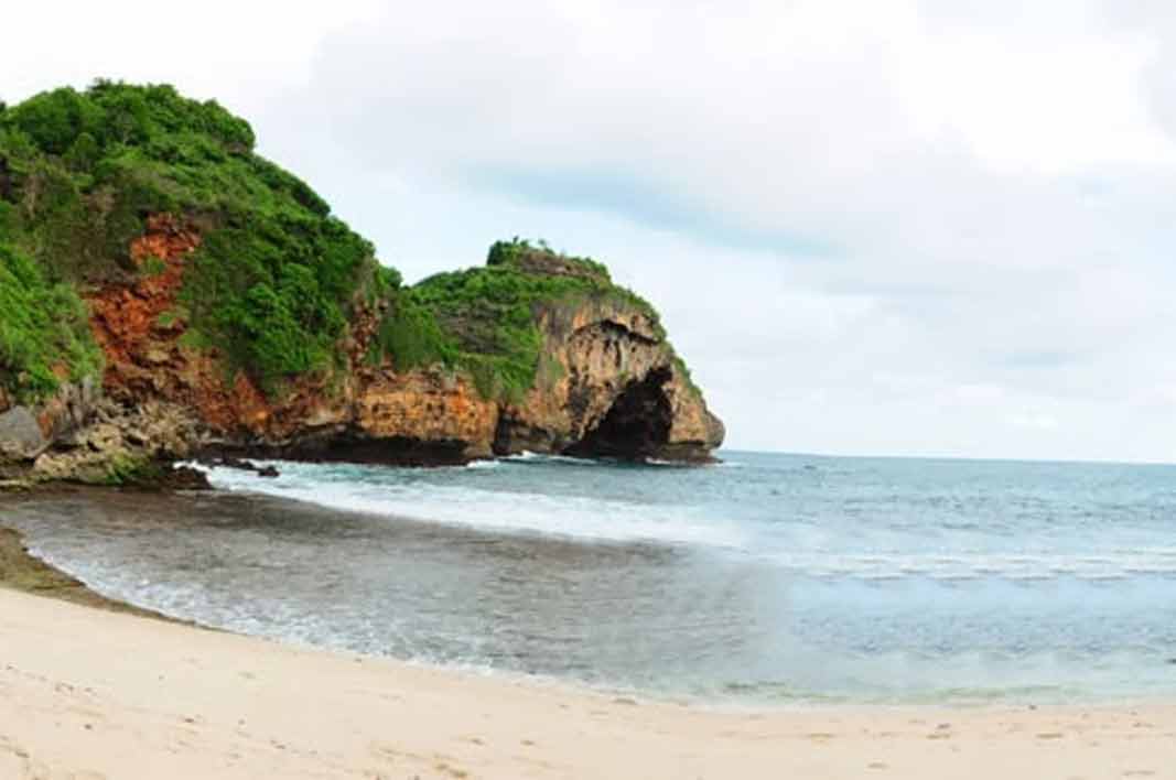 Daftar 50 Tempat Wisata Pantai Gunung Kidul Yogyakarta