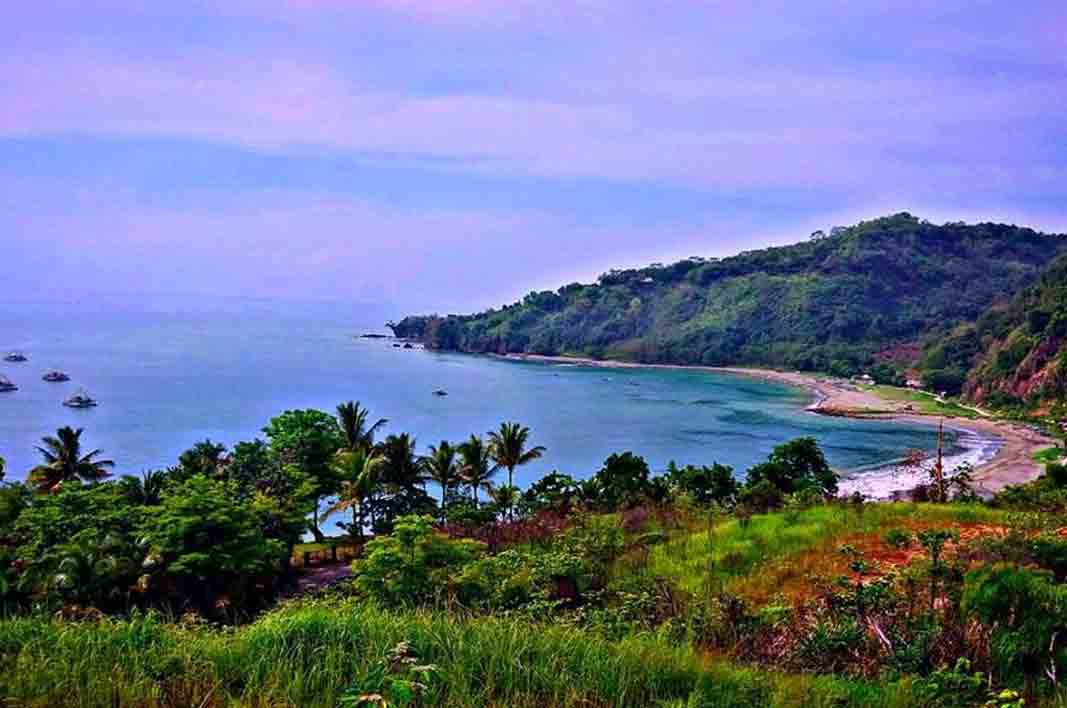 wisata-Pantai-Cikembang-sukabumi