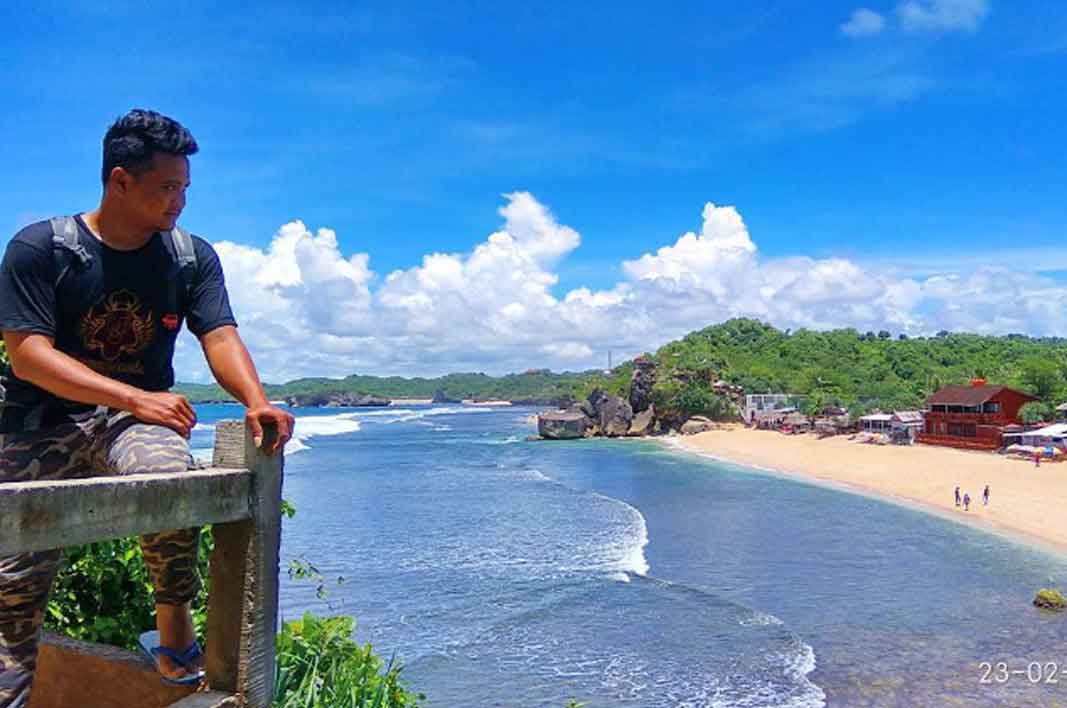 Pantai Indrayanti Gunungkidul Yogyakarta Harga Tiket Rute