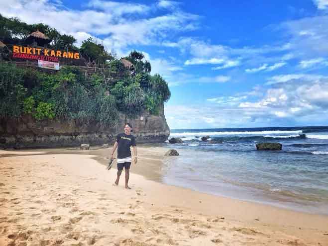 Pesona Pantai Indrayanti Jogjakarta yang Indah - De Jogja Adventure