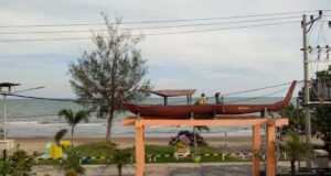 Pantai Angsana, Primadona Baru Dari Kalimantan Selatan pantai angsana