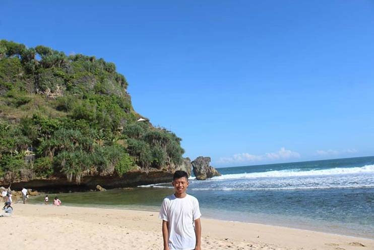 Lokasi wisata pantai Nguyahan