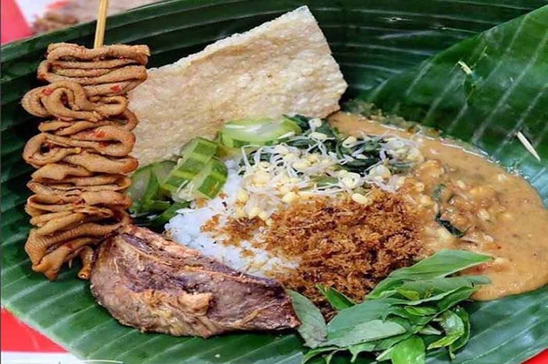 Nikmati Kelezatan Makanan Khas Madiun: Menjelajahi Kuliner Ceria di Kota Madiun!