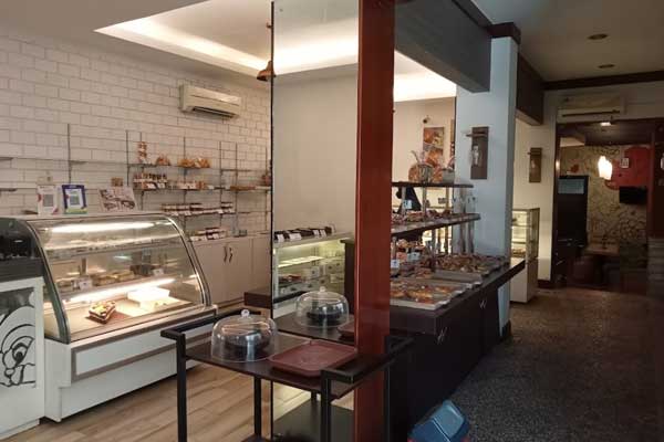 Fajar Bakery & Café