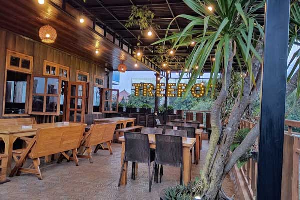 Treepot Cafe & Resto